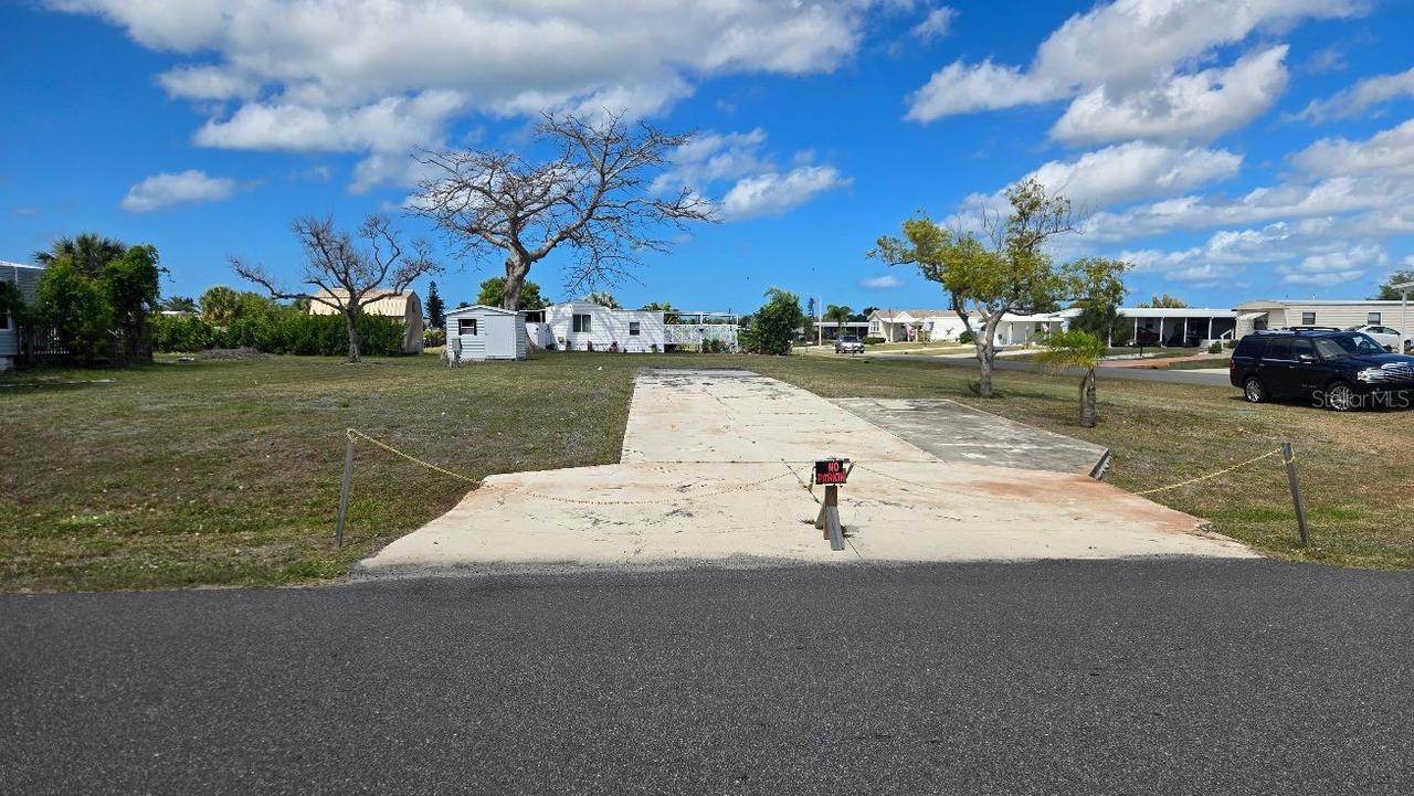 1464 Blue Heron Dr., Englewood, FL 34224