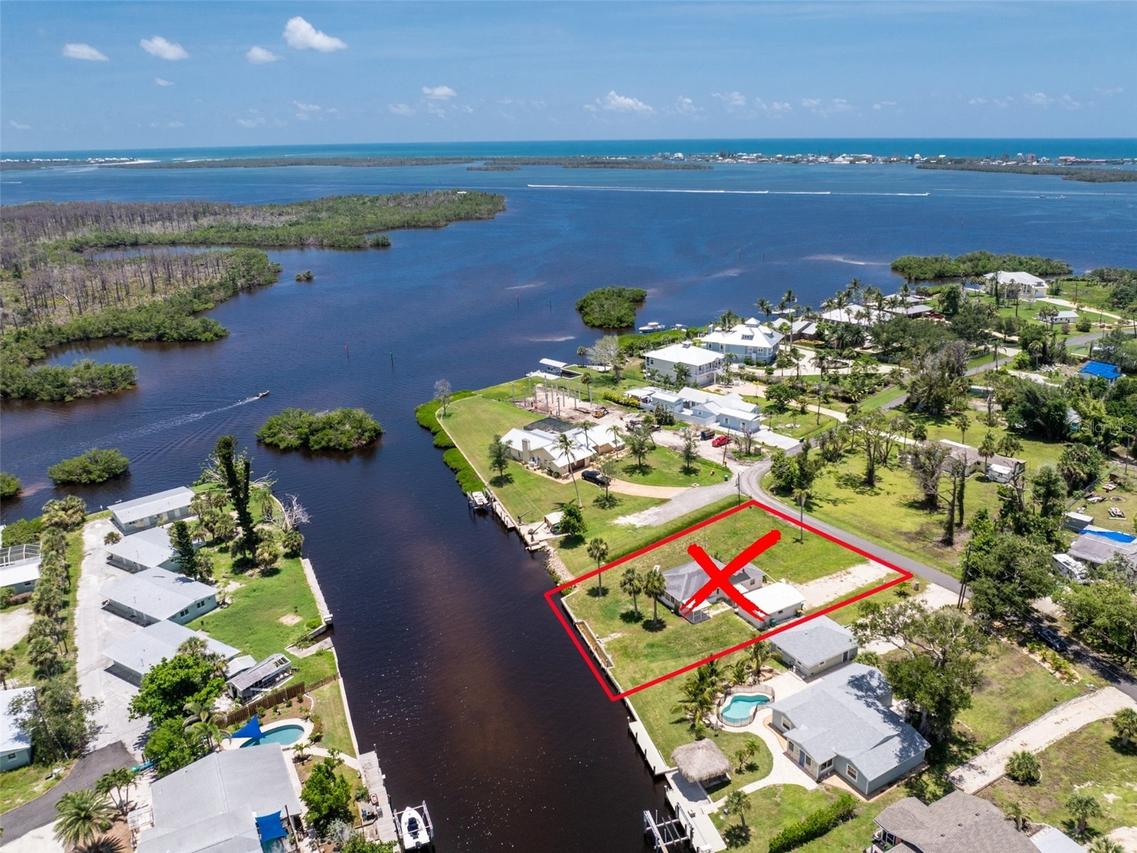 1899 Riverside Dr., Englewood, FL 34223