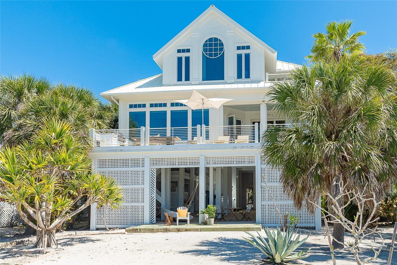 7320 Palm Island Dr., Placida, FL 33946