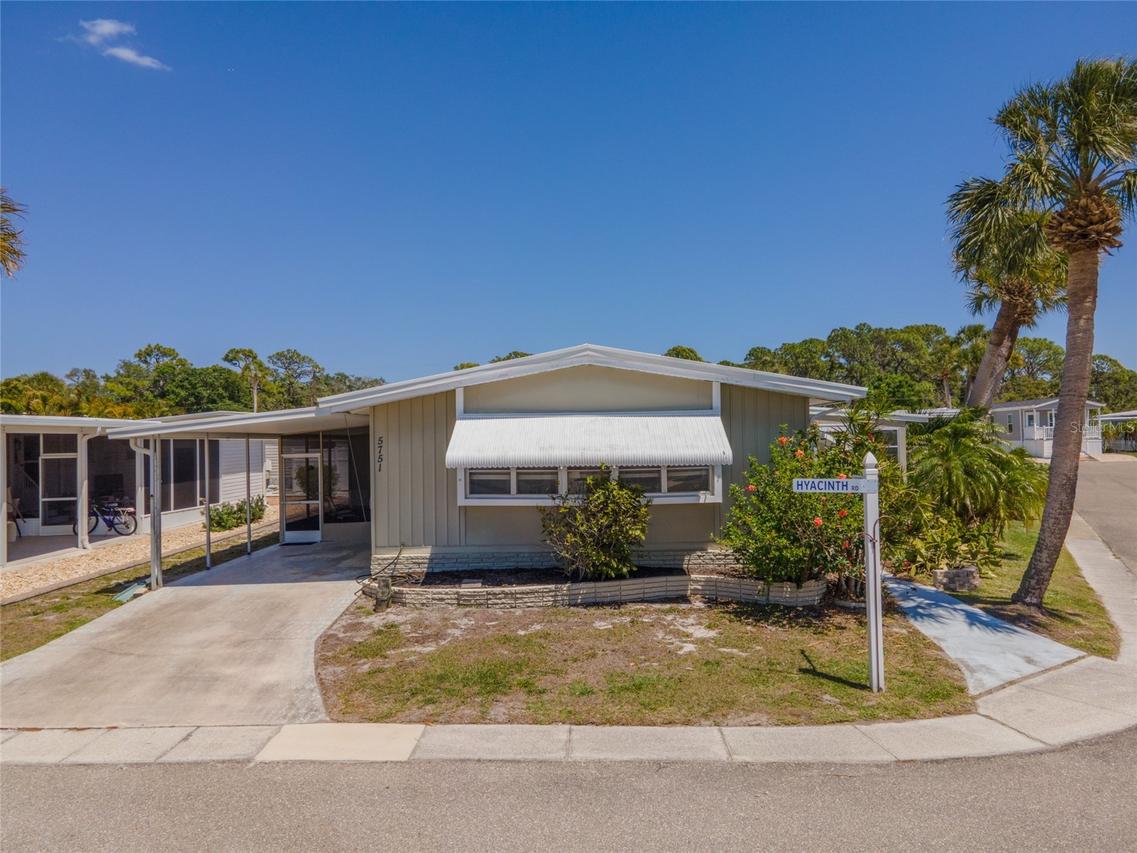 5751 Hyacinth Rd., Venice, FL 34293