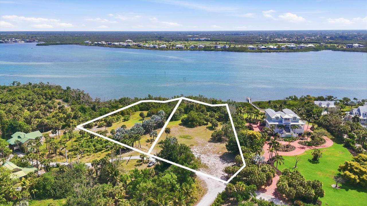 10450 Sunny Dreams Ter., Placida, FL 33946