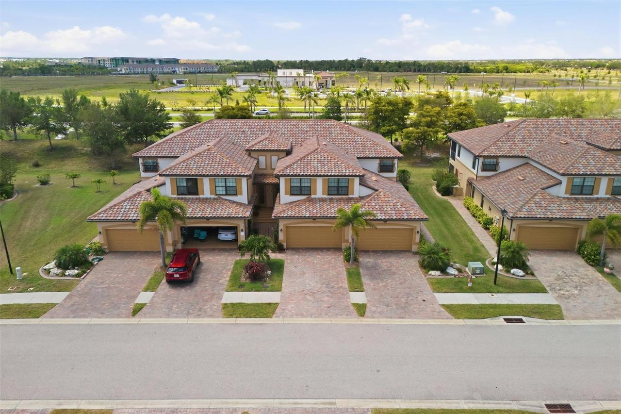 20120 Ragazza Cir. #202, Venice, FL 34293