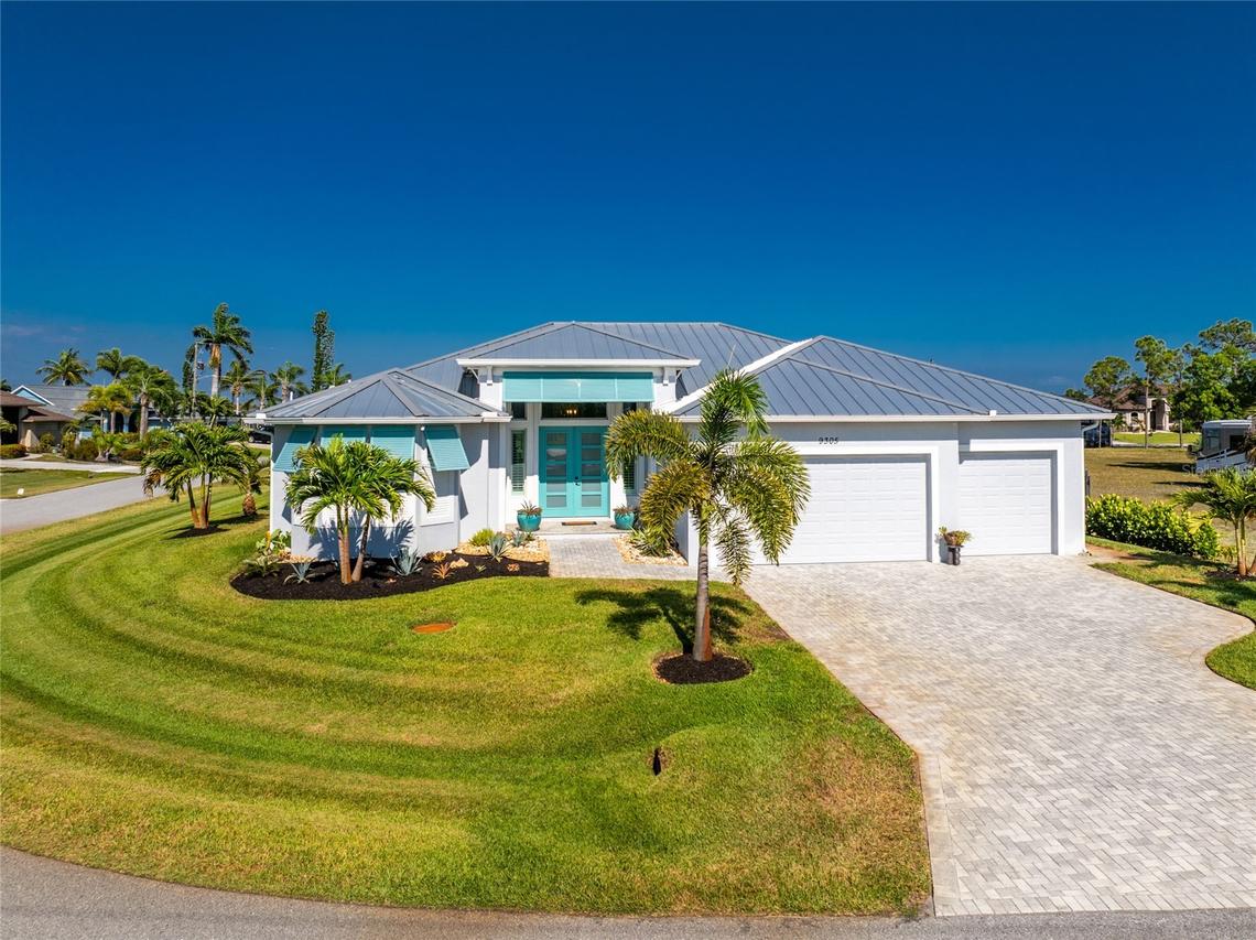 9305 Spring Cir., Port Charlotte, FL 33981