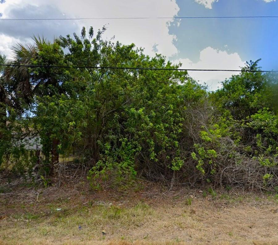 690 Lomond Dr., Port Charlotte, FL 33953