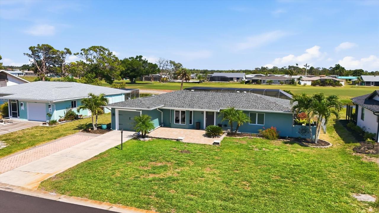 11 Oakland Hills Ct., Rotonda West, FL 33947