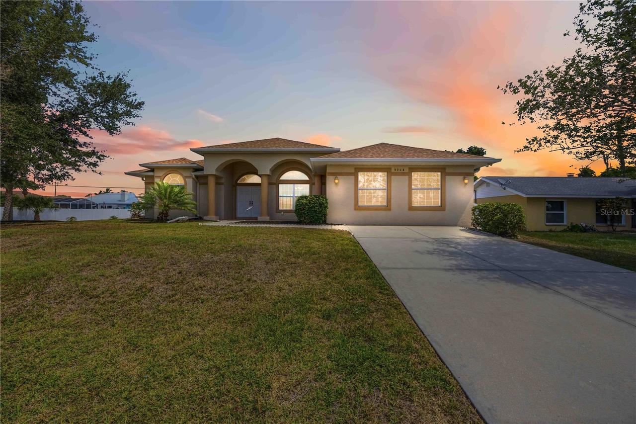 9308 Steubenville Ave., Englewood, FL 34224