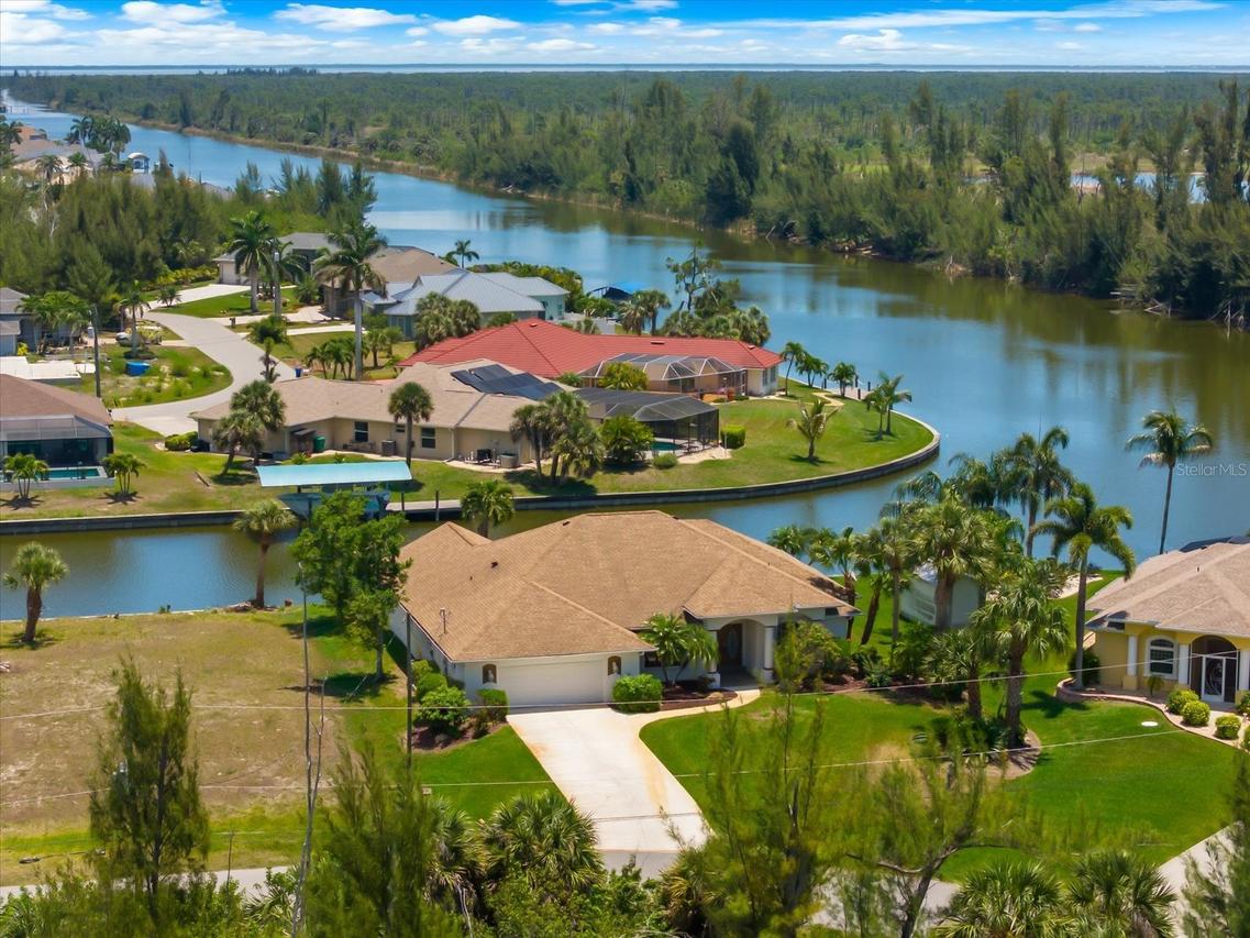 10490 Sunbury Dr., Port Charlotte, FL 33981