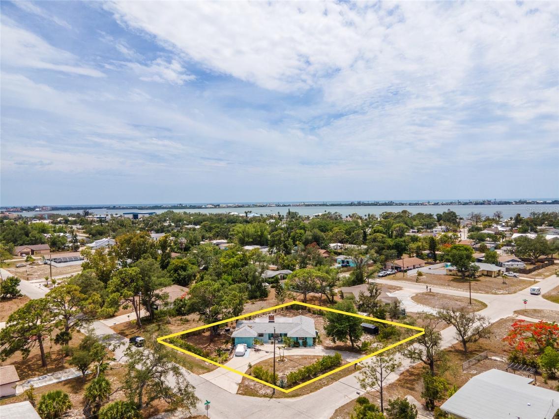 139 Hosmer Ave., Englewood, FL 34223