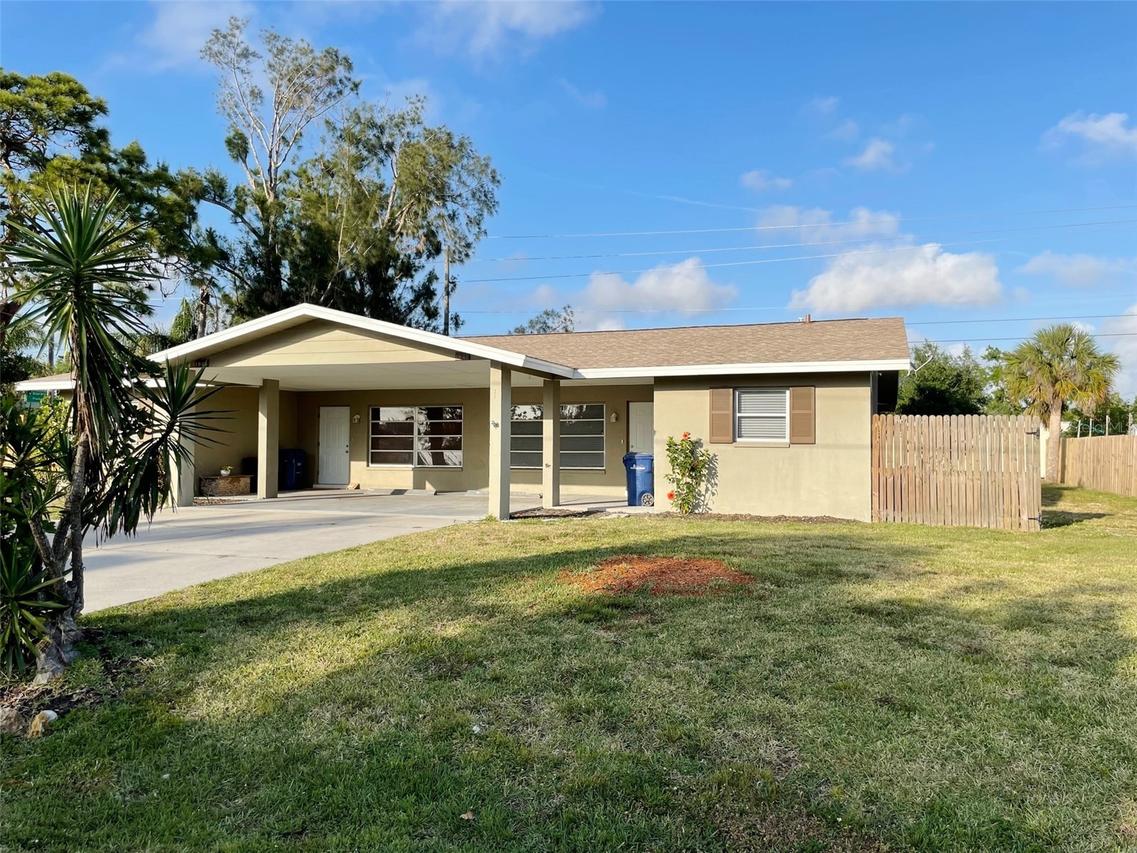 1941-1943 Forked Creek Dr Dr., Englewood, FL 34223