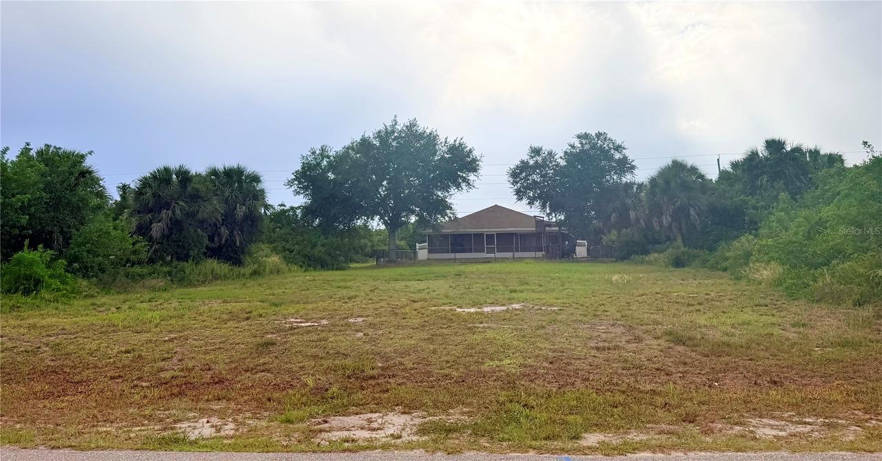 171 Wright Dr., Rotonda West, FL 33947