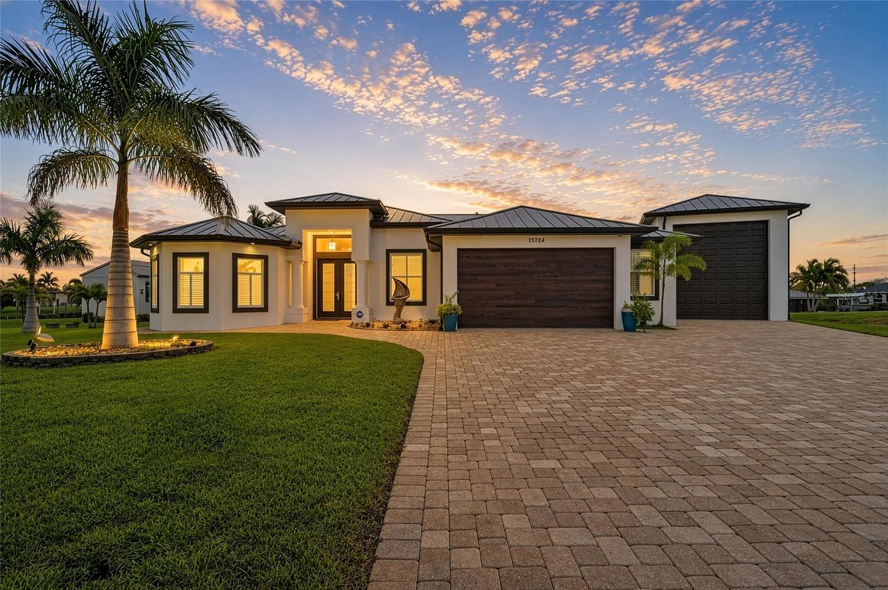 15704 Lakeland Cir., Port Charlotte, FL 33981