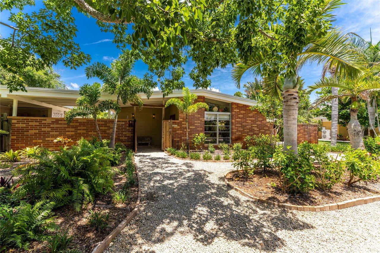 20 Spaniards Rd., Placida, FL 33946