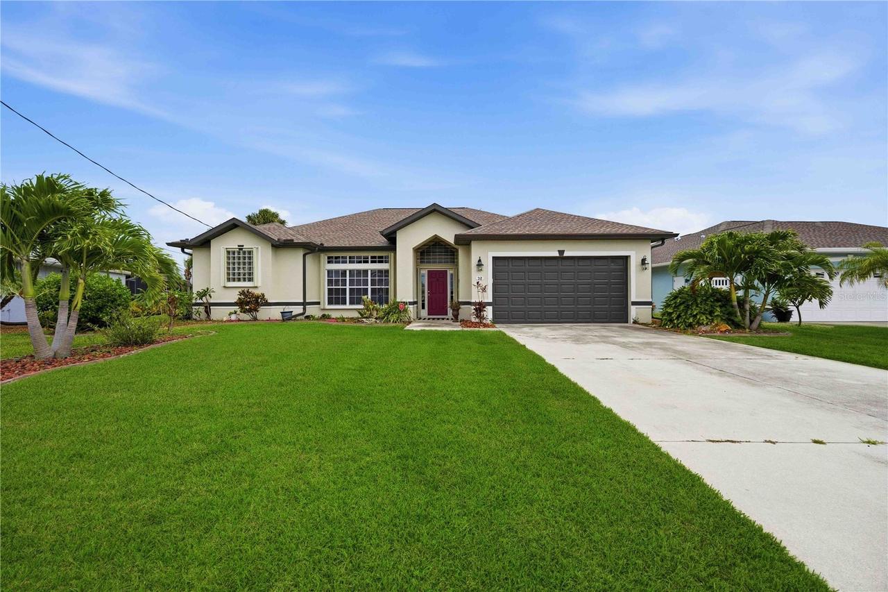 32 Medalist Ct., Rotonda West, FL 33947