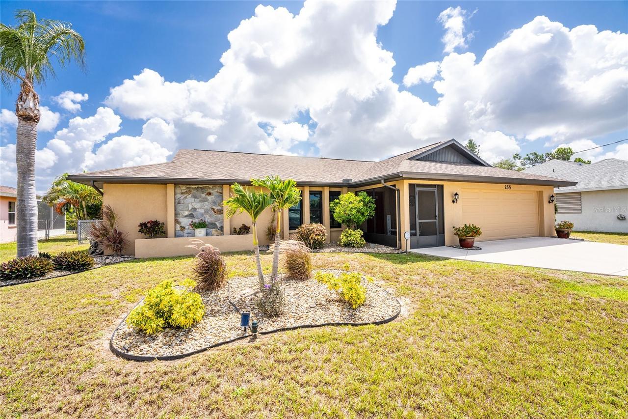 255 Mark Twain Ln., Rotonda West, FL 33947