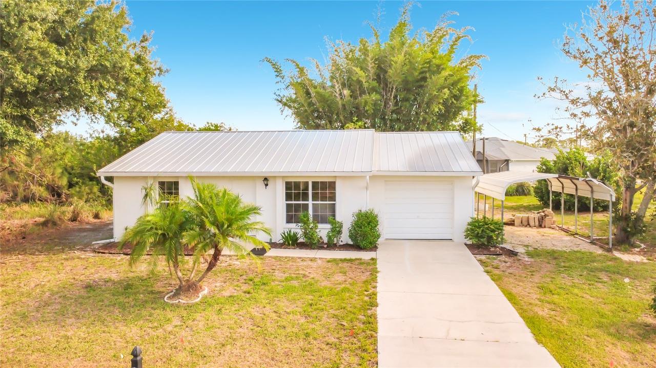 11256 Chalet Ave., Englewood, FL 34224