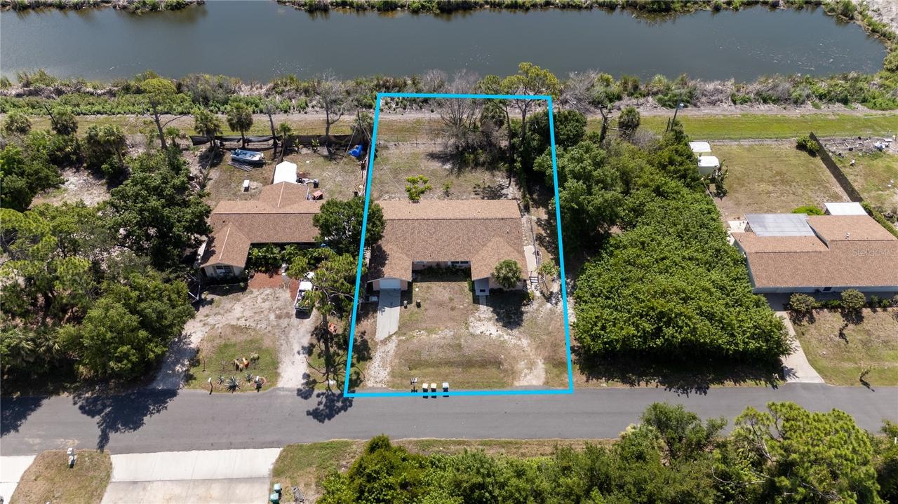 1825 Shadow Ln., Englewood, FL 34224