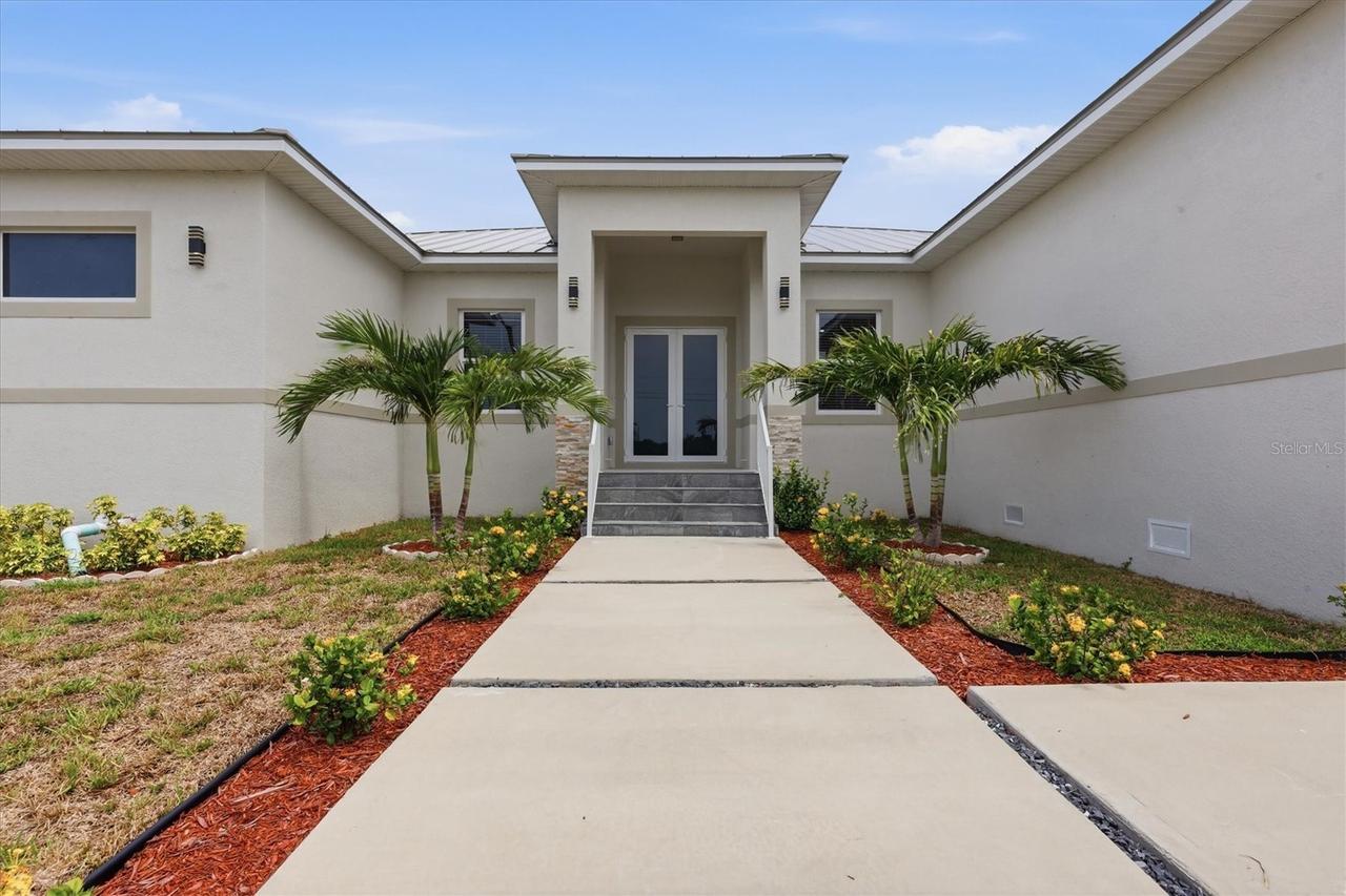 14663 Lillian Cir., Port Charlotte, FL 33981