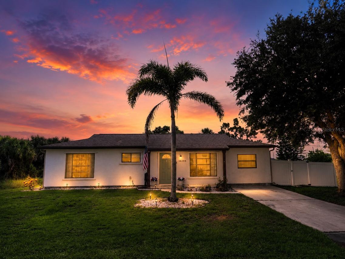 18295 Van Nuys Cir., Port Charlotte, FL 33948