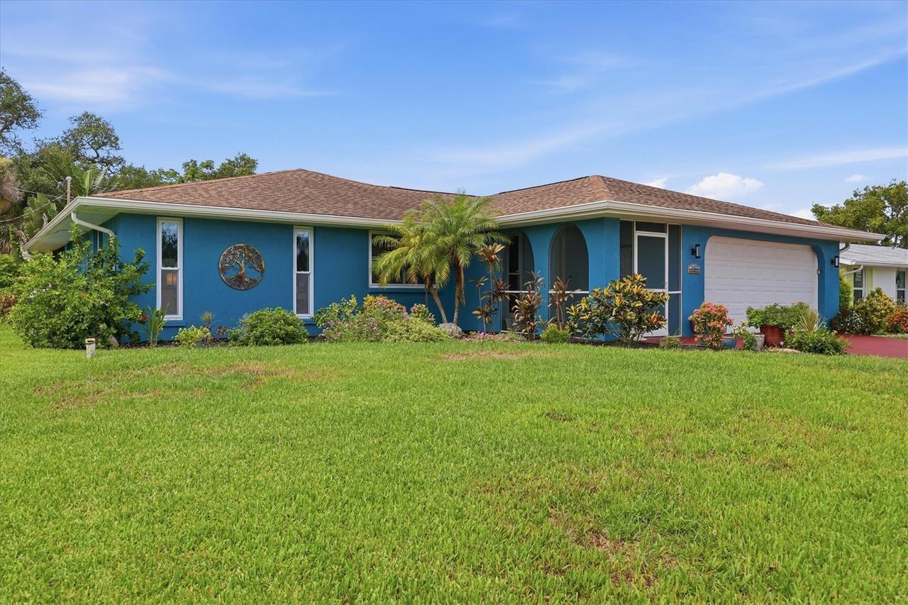 383 E Wentworth Cir., Englewood, FL 34223