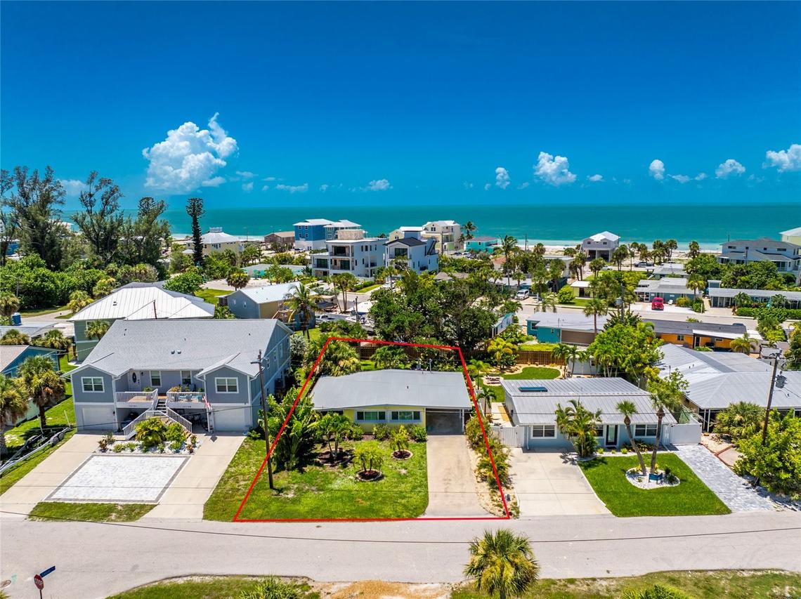 1330 Holiday Dr., Englewood, FL 34223