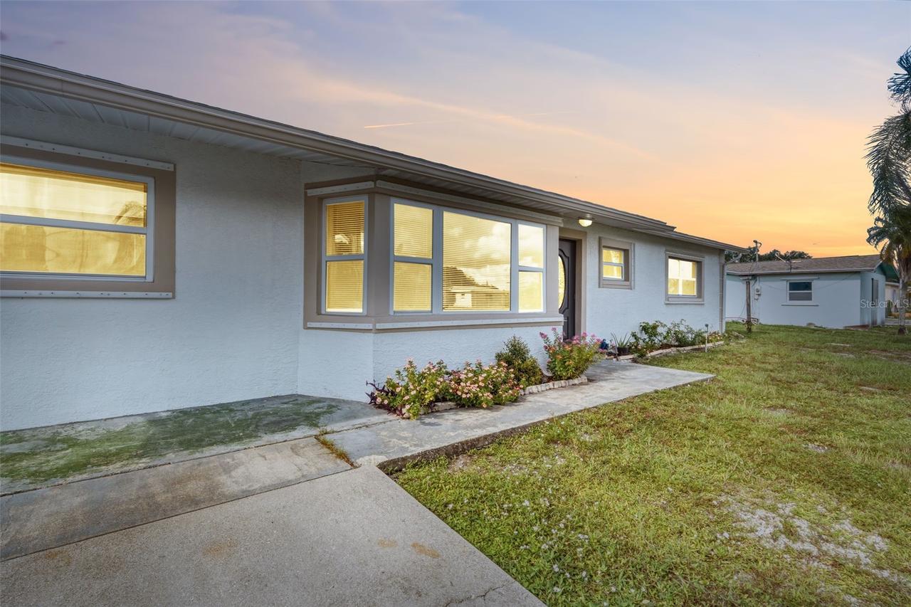 18186 Iris Rd., Fort Myers, FL 33967