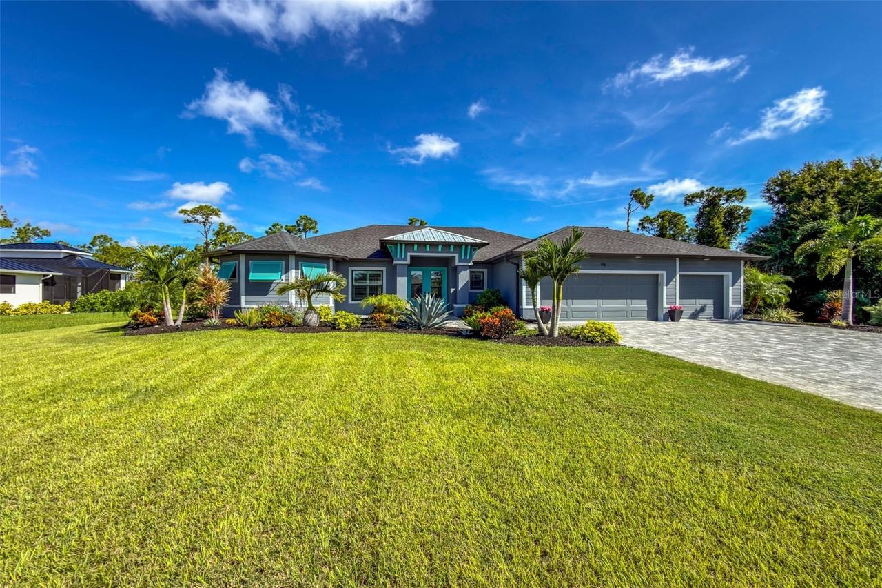 96 Par View Rd., Rotonda West, FL 33947