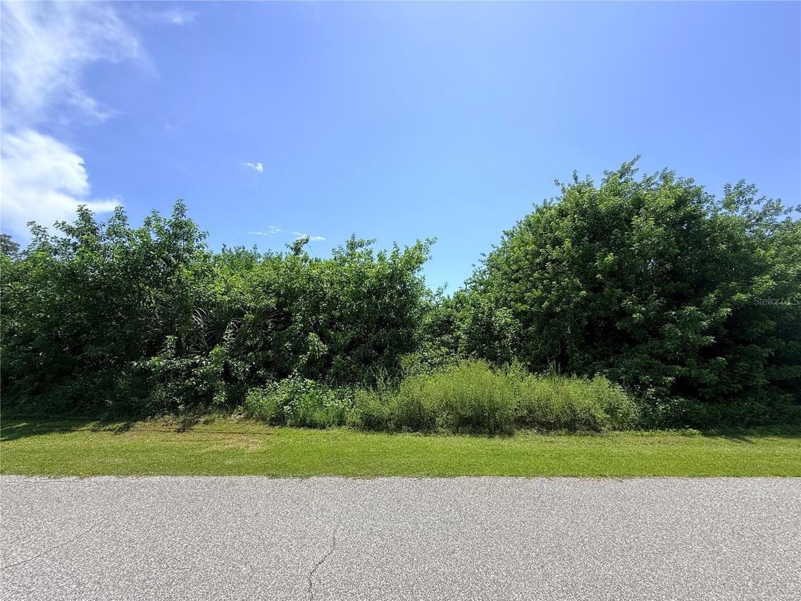 5195 Wylie Ln., Port Charlotte, FL 33981