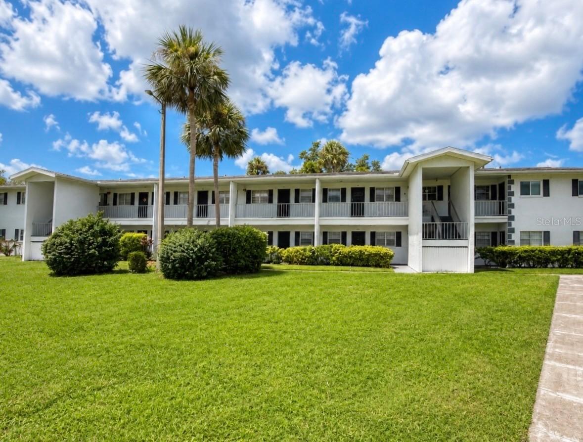 105 47th Avenue Dr. #374, Bradenton, FL 34207