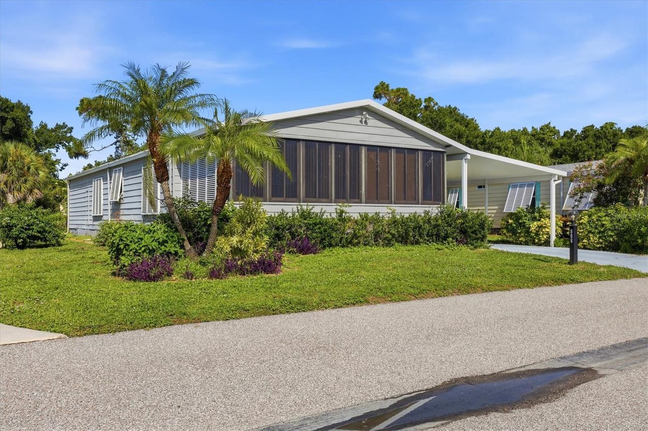 806 Newbury Ct., Englewood, FL 34223