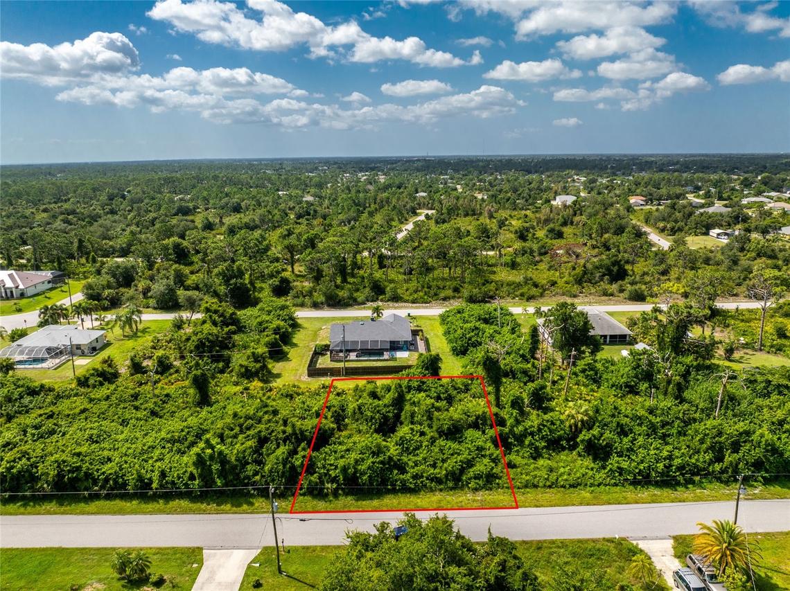 12395 Kneeland Ter., Port Charlotte, FL 33981