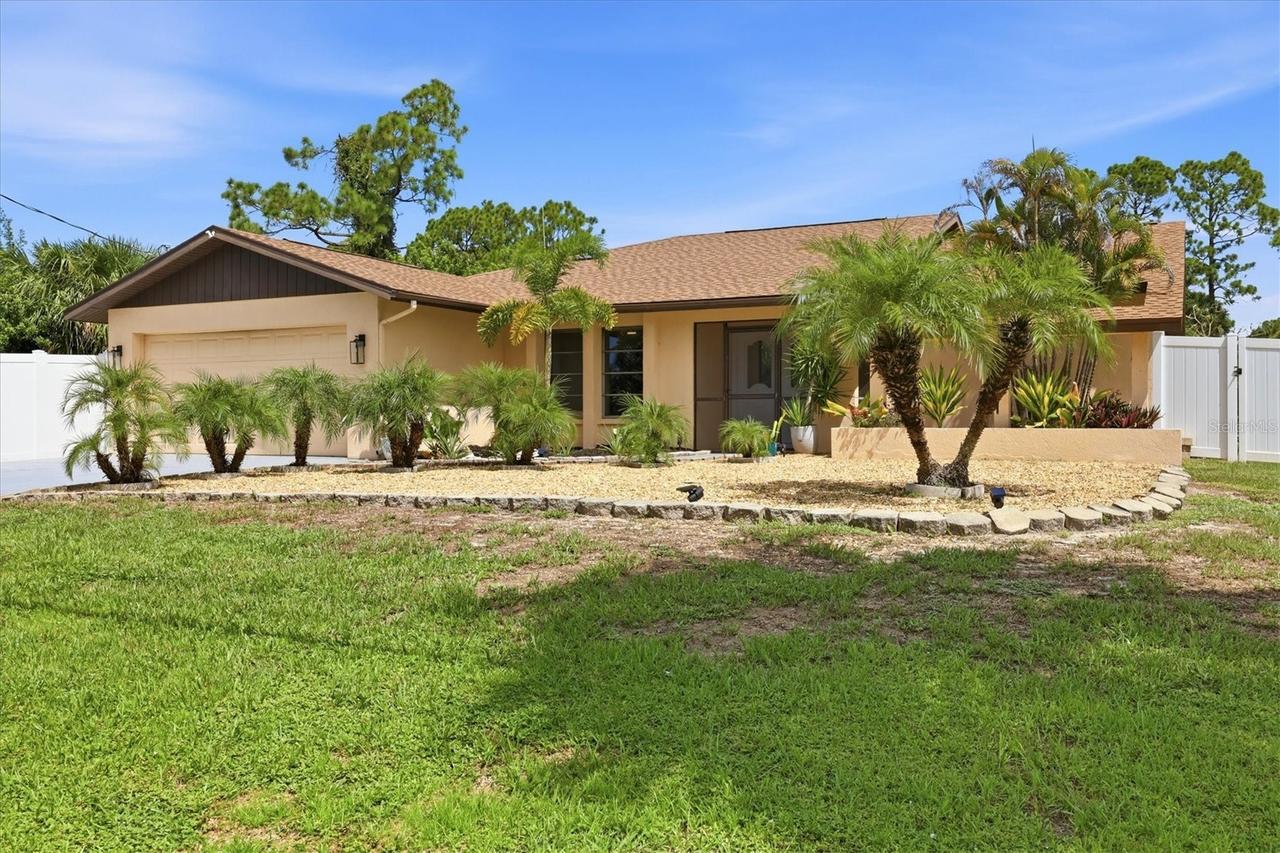 9454 Prospect Ave., Englewood, FL 34224