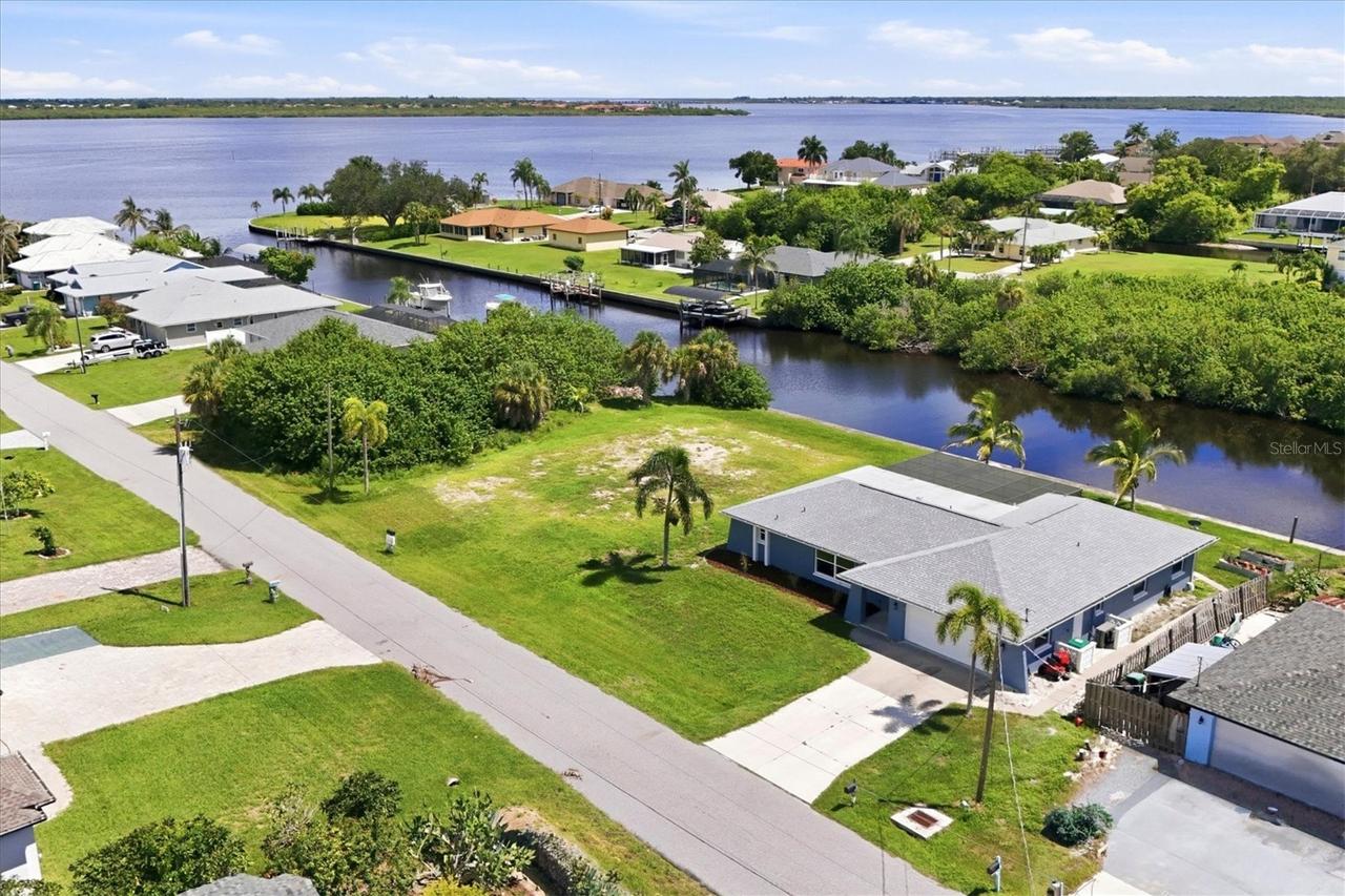 12383 Quinlan Ave., Port Charlotte, FL 33981