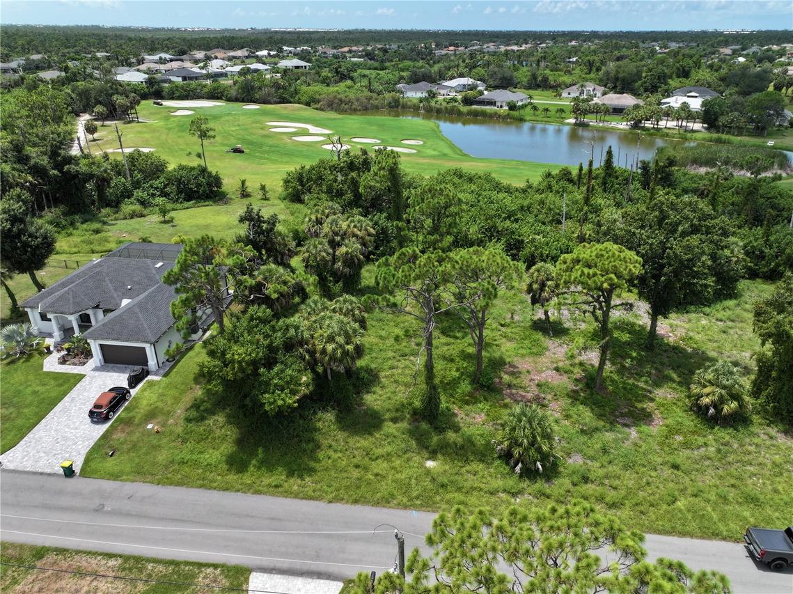 18 Pine Valley Ct., Rotonda West, FL 33947