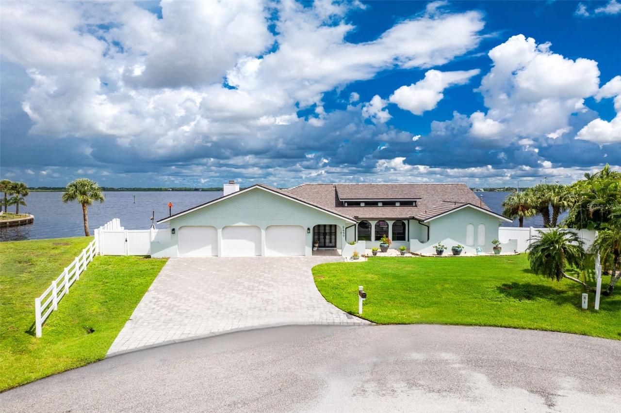 2459 Dixon Ter., Port Charlotte, FL 33981