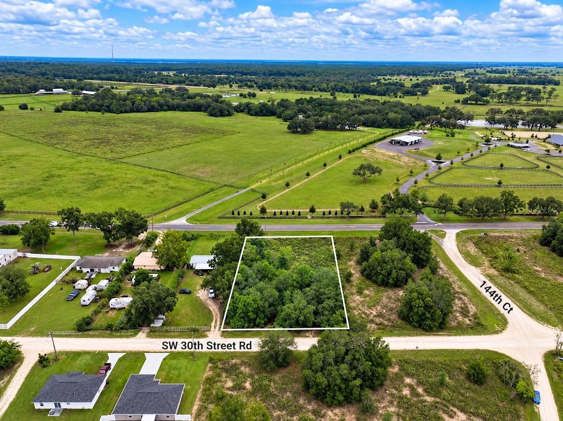 W W Hwy. #40, Dunnellon, FL 34432