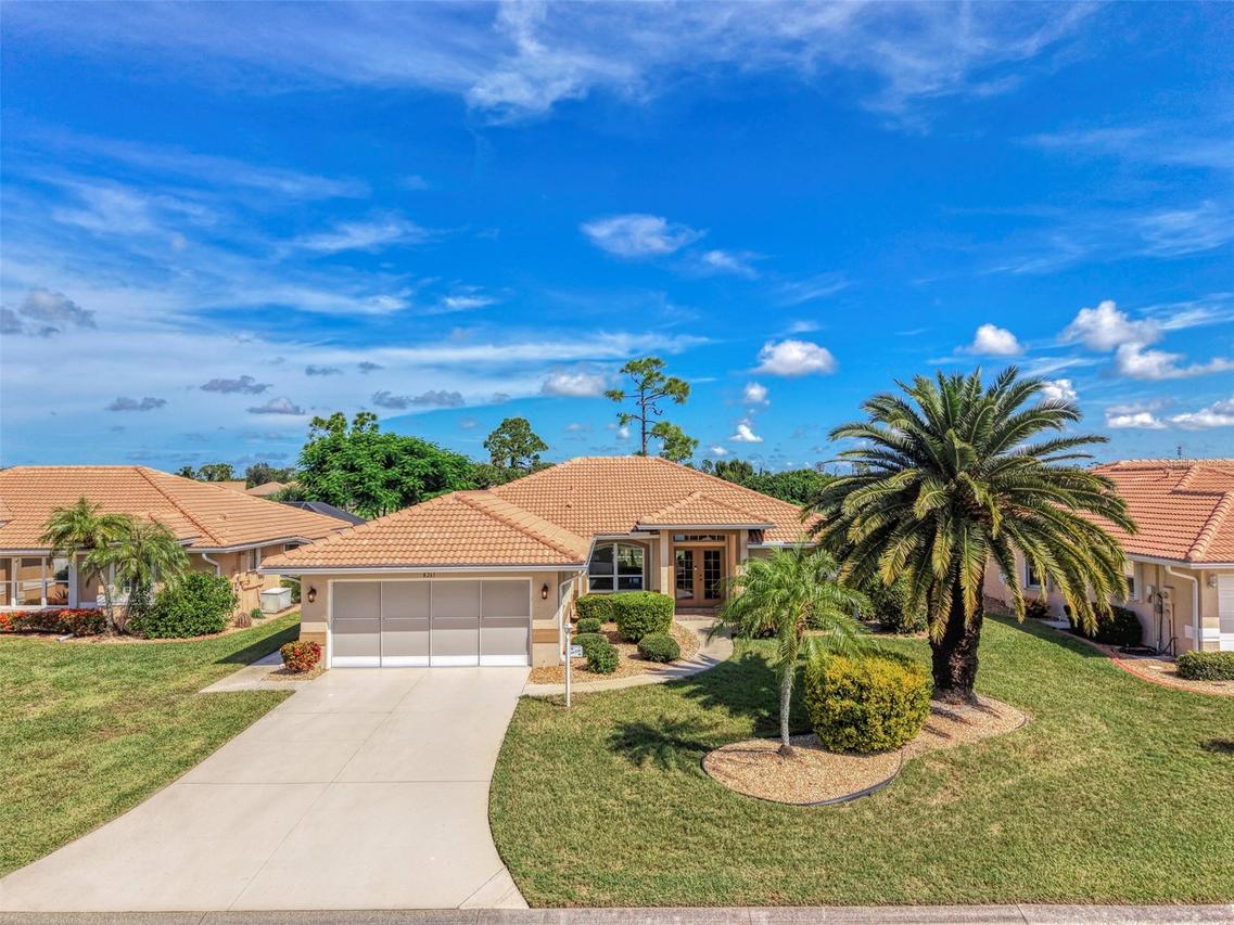 8261 Lakeside Dr., Englewood, FL 34224