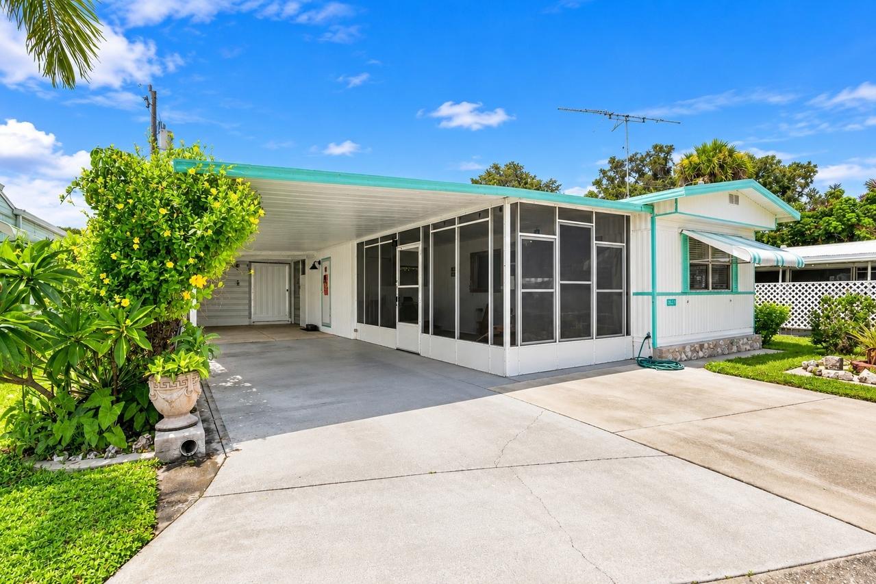 3321 Carol Dr., Ellenton, FL 34222