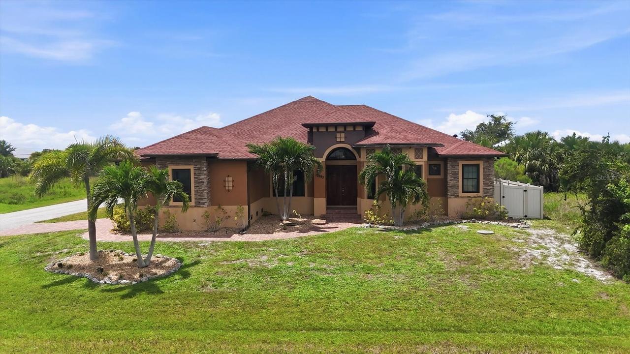10385 Harlingen St., Port Charlotte, FL 33981