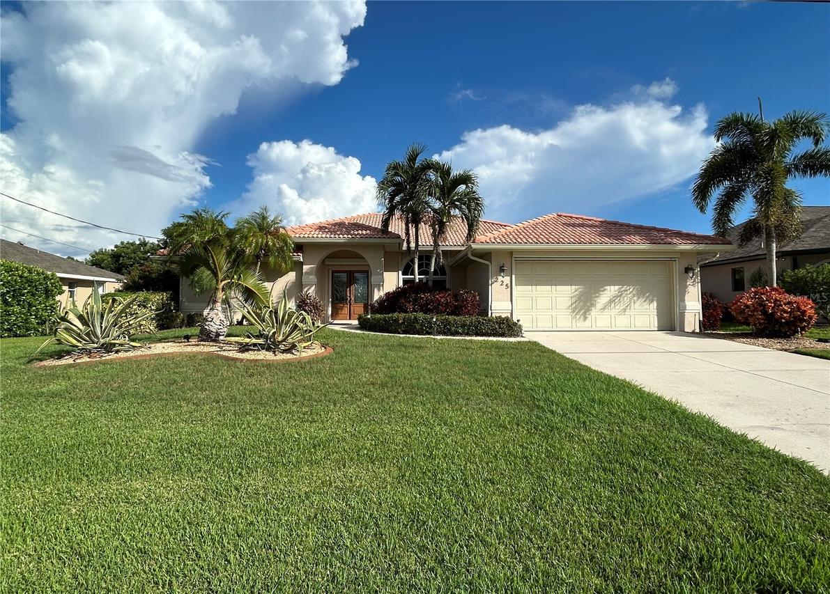 225 Sportsman Rd., Rotonda West, FL 33947