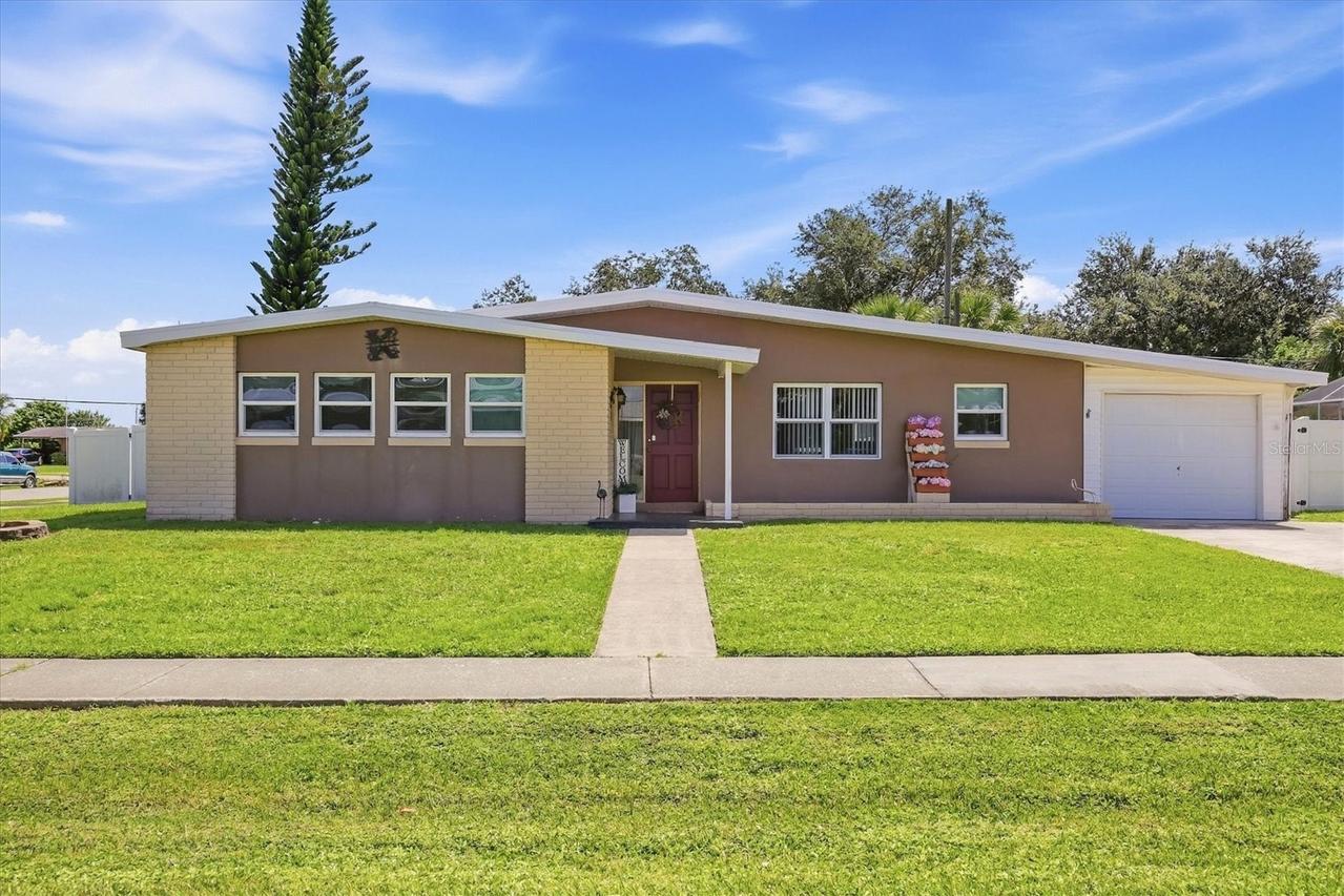 2424 Warne St., Port Charlotte, FL 33952