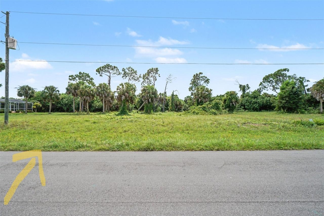 63 Par View Rd., Rotonda West, FL 33947