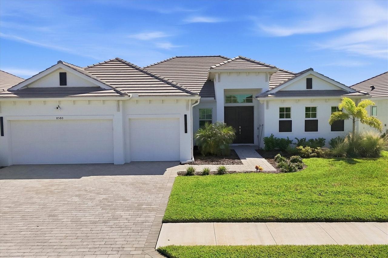8580 Shore Lake Dr., Englewood, FL 34224