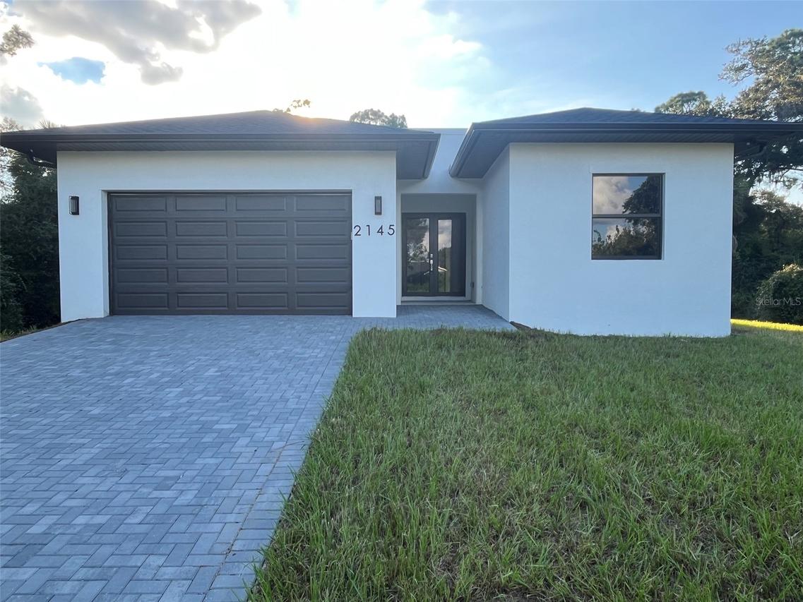 2145 Redmond St., Port Charlotte, FL 33948