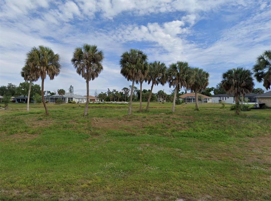104 Long Meadow Ln., Rotonda West, FL 33947