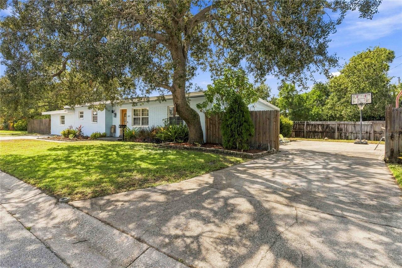 801 51st Ave., St Petersburg, FL 33705