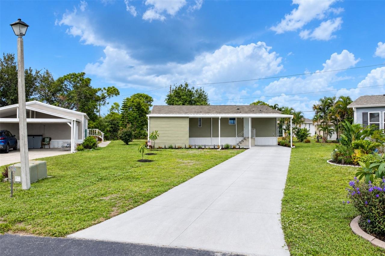 9066 Pinehaven Way, Englewood, FL 34224