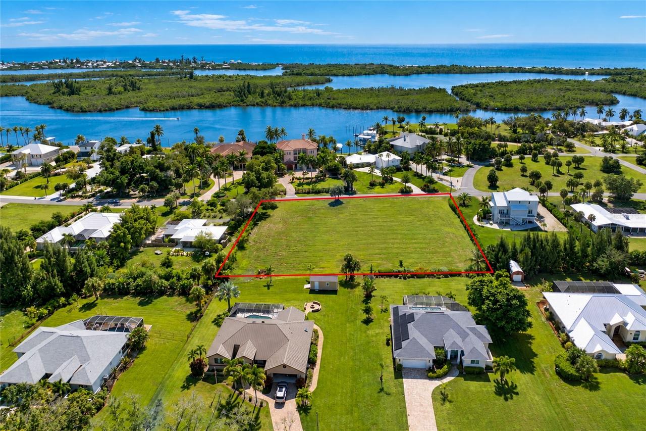 220 Green Dolphin Dr., Placida, FL 33946