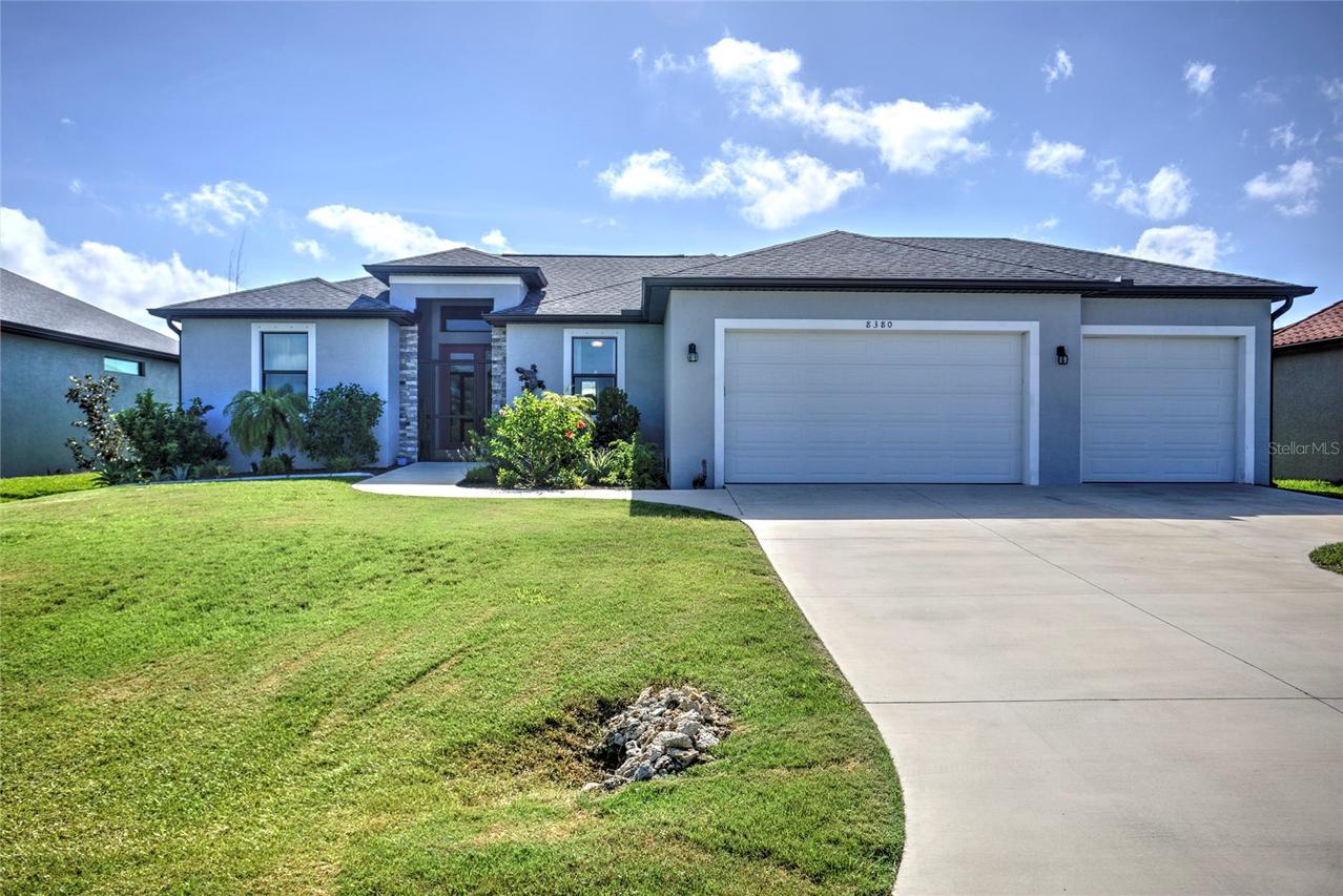 8380 Tecumseh Cir., Port Charlotte, FL 33981