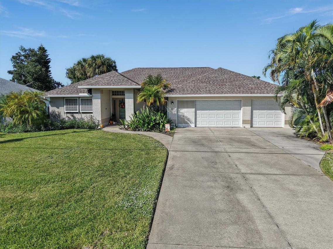 17 Sportsman Rd., Rotonda West, FL 33947