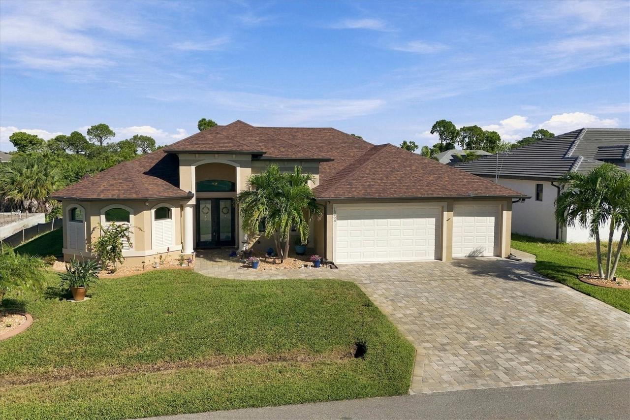 15208 Hennipen Cir., Port Charlotte, FL 33981